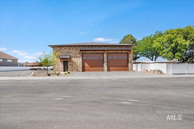 2531a E 3769 N, Twin Falls, ID 83301