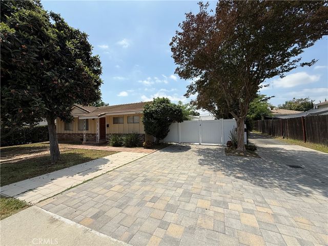 4831 Fiesta Ave A, Temple City, CA 91780