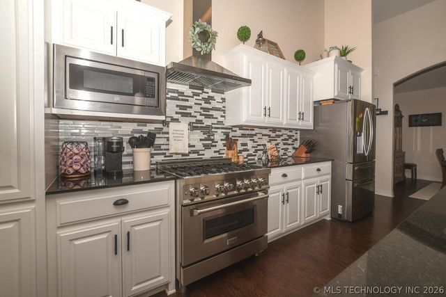 454 Whitetail Road, Kansas, OK 74347