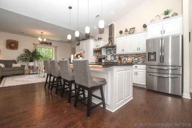 454 Whitetail Road, Kansas, OK 74347