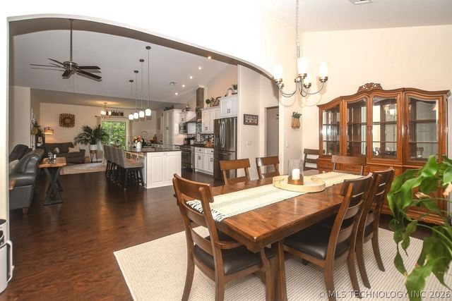 454 Whitetail Road, Kansas, OK 74347