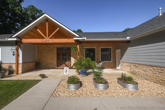454 Whitetail Road, Kansas, OK 74347