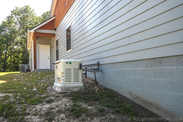 454 Whitetail Road, Kansas, OK 74347