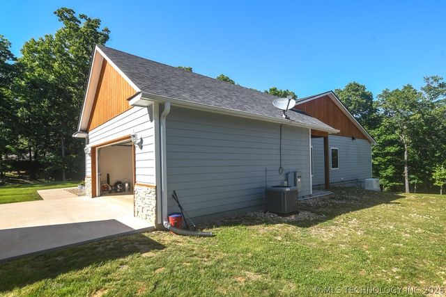 454 Whitetail Road, Kansas, OK 74347