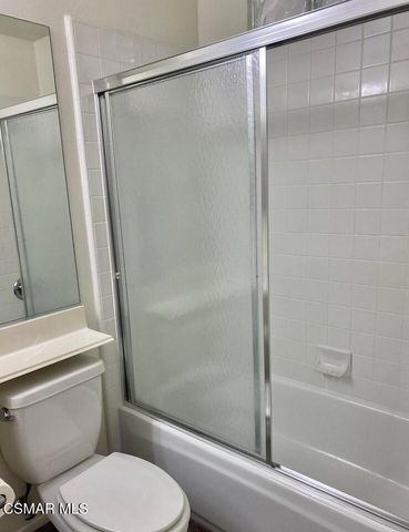 226 Concerto Drive, Oak Park, CA 91377