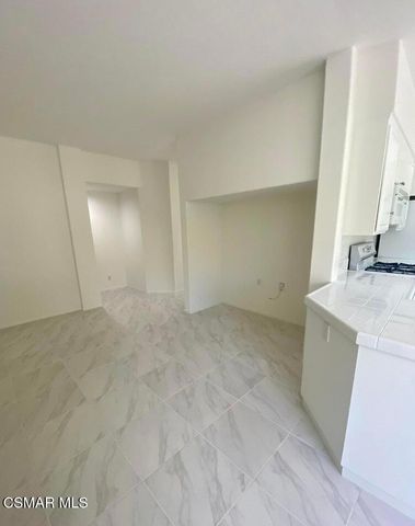 226 Concerto Drive, Oak Park, CA 91377