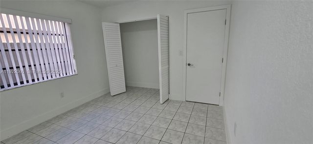 1001 SW 88th Ct, Miami, FL 33174