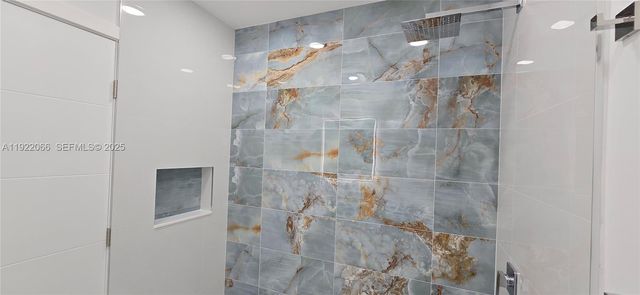 1001 SW 88th Ct, Miami, FL 33174