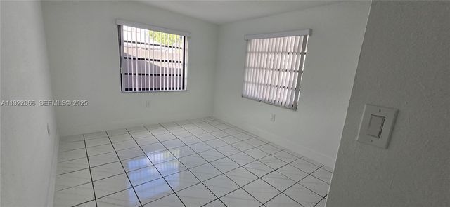 1001 SW 88th Ct, Miami, FL 33174