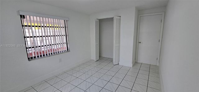 1001 SW 88th Ct, Miami, FL 33174