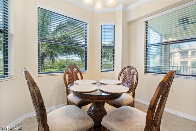 9727 Acqua CT 436, Naples, FL 34113