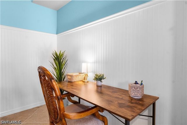 9727 Acqua CT 436, Naples, FL 34113