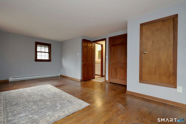 380 Newtown Turnpike, Redding, CT 06896