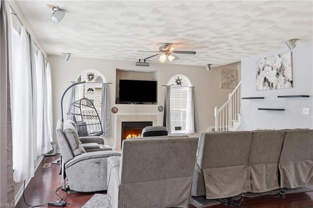 2020 Smalleys Dam CIR, Suffolk, VA 23434
