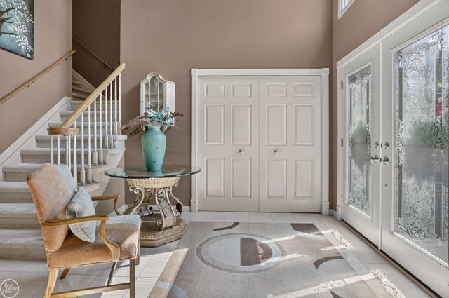 41220 Scarborough Court, Clinton Twp, MI 48038