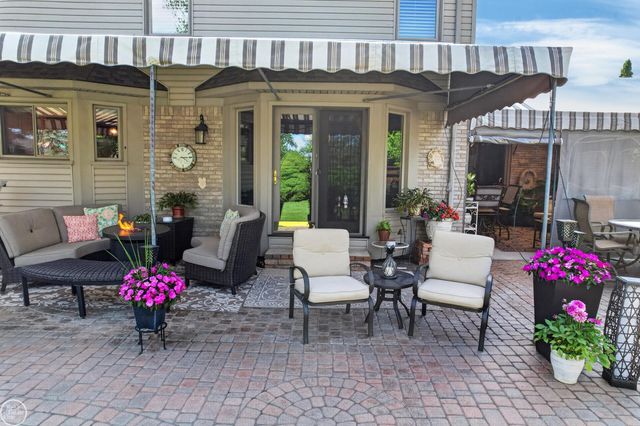 41220 Scarborough Court, Clinton Twp, MI 48038