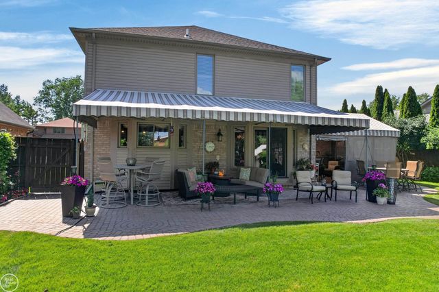 41220 Scarborough Court, Clinton Twp, MI 48038