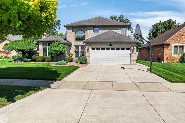 41220 Scarborough Court, Clinton Twp, MI 48038