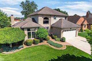 41220 Scarborough Court, Clinton Twp, MI 48038