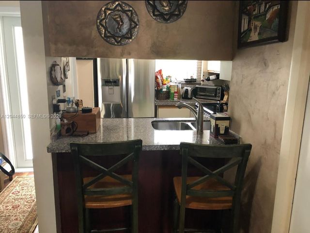248 Majorca Avenue 248, Coral Gables, FL 33134