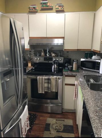 248 Majorca Avenue 248, Coral Gables, FL 33134