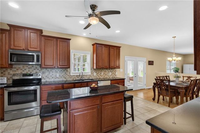 1646 Johnnys Way Road, Asheboro, NC 27203