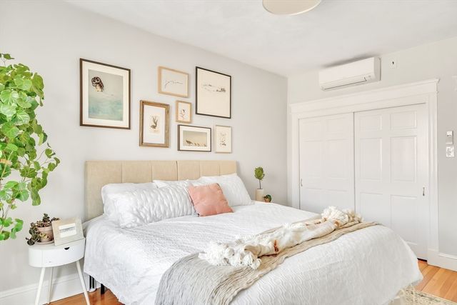 20 John Street 3, Brookline, MA 02446