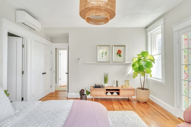 20 John Street 3, Brookline, MA 02446