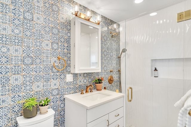 20 John Street 3, Brookline, MA 02446