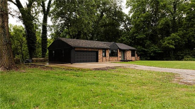18405 E Truman Road, Independence, MO 64057