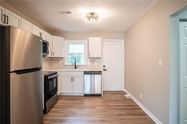 18405 E Truman Road, Independence, MO 64057