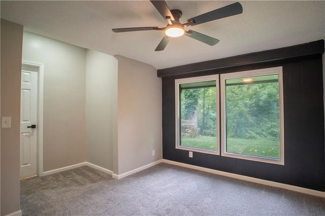 18405 E Truman Road, Independence, MO 64057