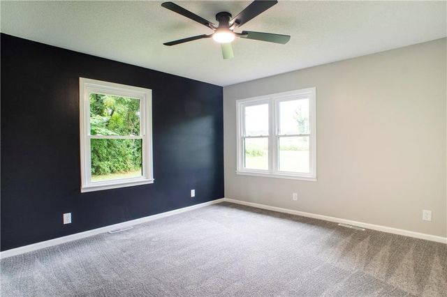 18405 E Truman Road, Independence, MO 64057