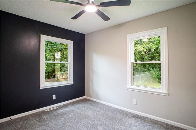 18405 E Truman Road, Independence, MO 64057