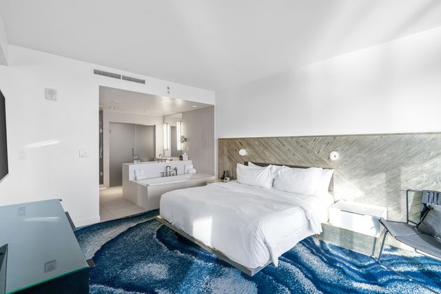 3101 Bayshore Drive 2105, Fort Lauderdale, FL 33304