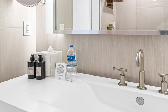 3101 Bayshore Drive 2105, Fort Lauderdale, FL 33304