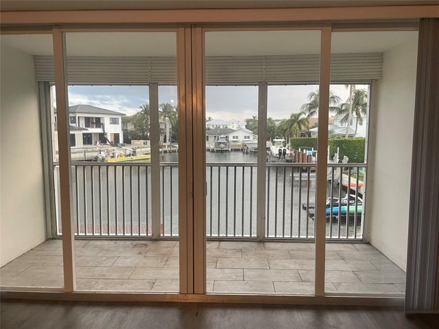 698 NE Spanish River Boulevard 23, Boca Raton, FL 33431