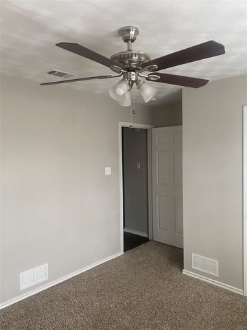 412 Mara Lane, Red Oak, TX 75154