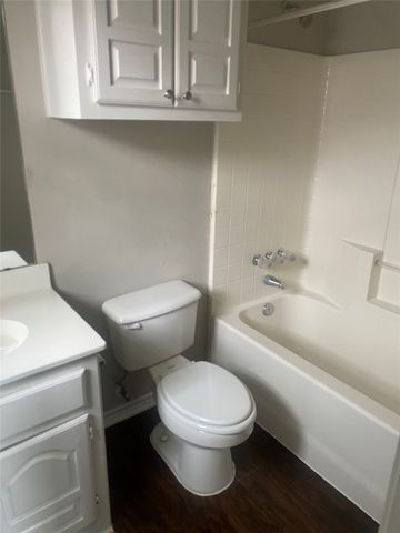 412 Mara Lane, Red Oak, TX 75154