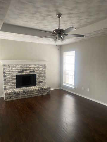 412 Mara Lane, Red Oak, TX 75154