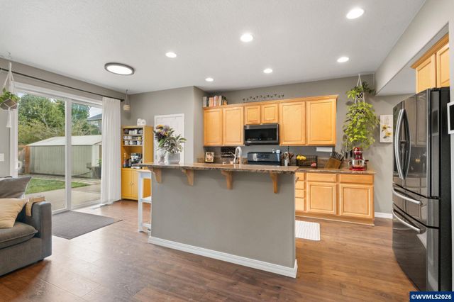 2011 North Albany Rd NW, Albany, OR 97321