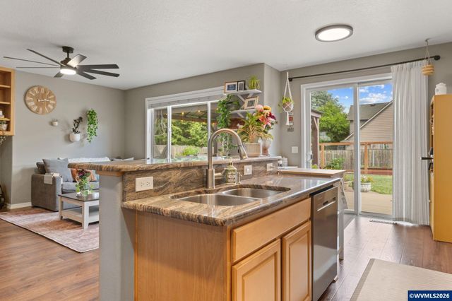 2011 North Albany Rd NW, Albany, OR 97321