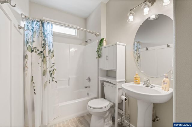 2011 North Albany Rd NW, Albany, OR 97321
