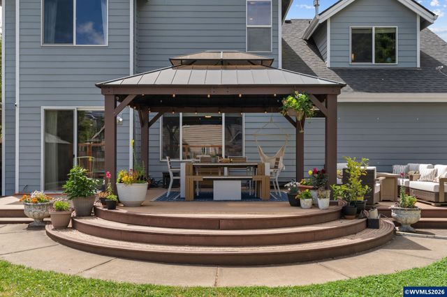 2011 North Albany Rd NW, Albany, OR 97321