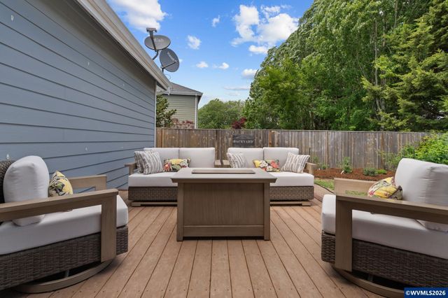 2011 North Albany Rd NW, Albany, OR 97321