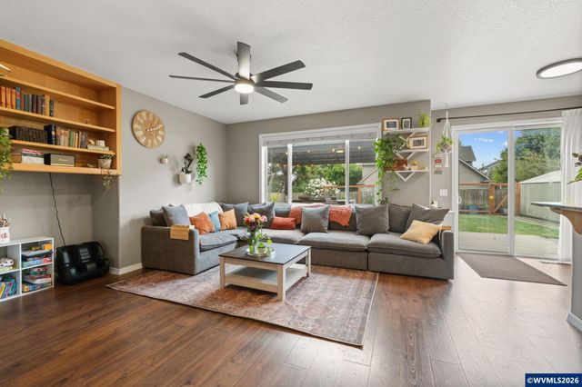2011 North Albany Rd NW, Albany, OR 97321