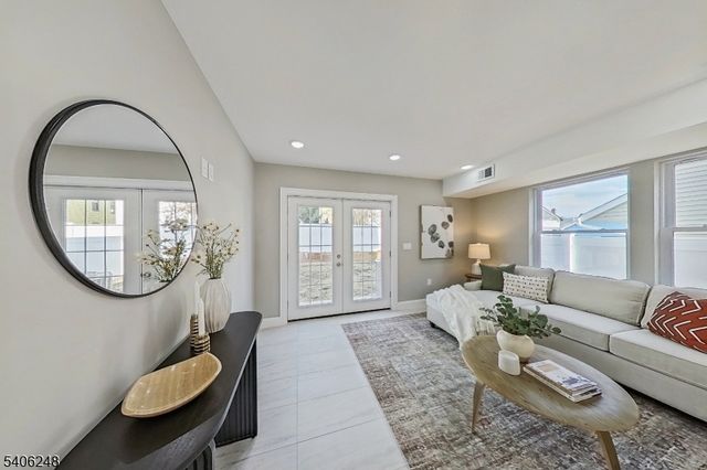 261 Winans Ave, Hillside Twp., NJ 07205