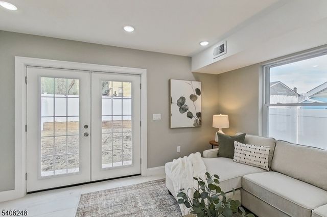 261 Winans Ave, Hillside Twp., NJ 07205