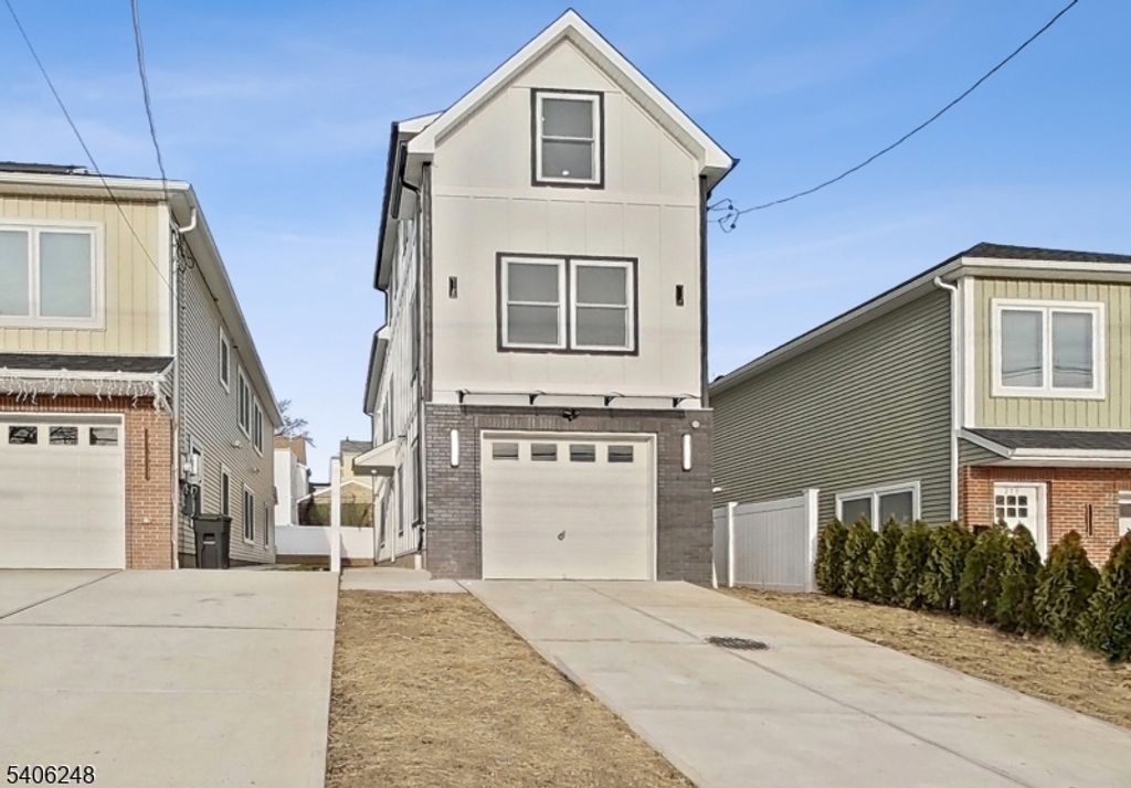 261 Winans Ave, Hillside Twp., NJ 07205