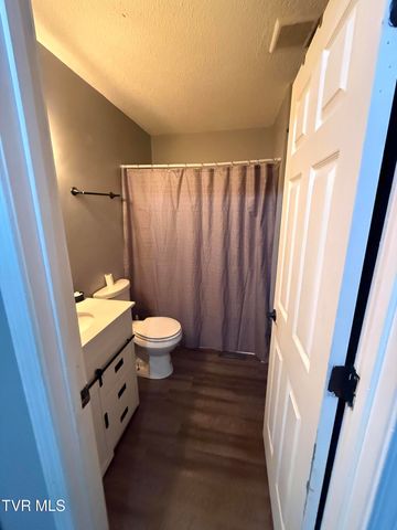 1704 Orlando Drive, Johnson City, TN 37601